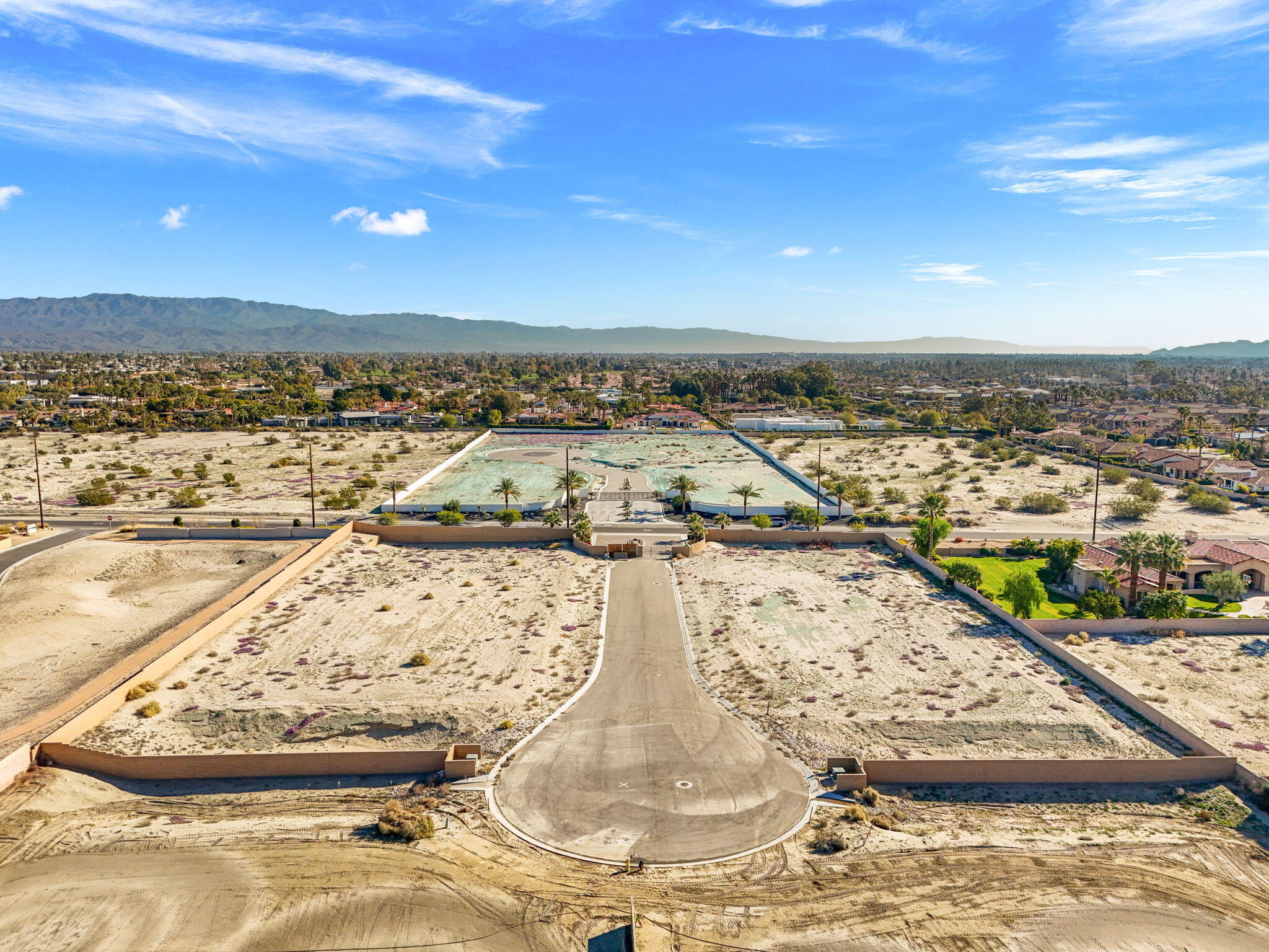 4 Lemay Court Rancho Mirage, CA 92270 - Photo 6 of 6 a view of a swimming pool