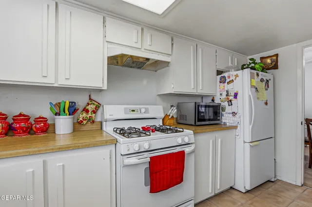 $430,000 | 820 Turney Drive, Unit AB, El Paso, TX 79902