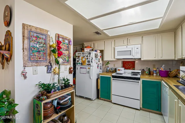 $430,000 | 820 Turney Drive, Unit AB, El Paso, TX 79902