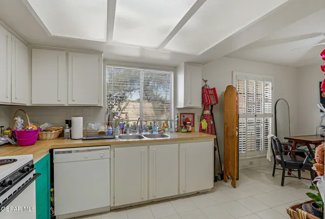 $430,000 | 820 Turney Drive, Unit AB, El Paso, TX 79902