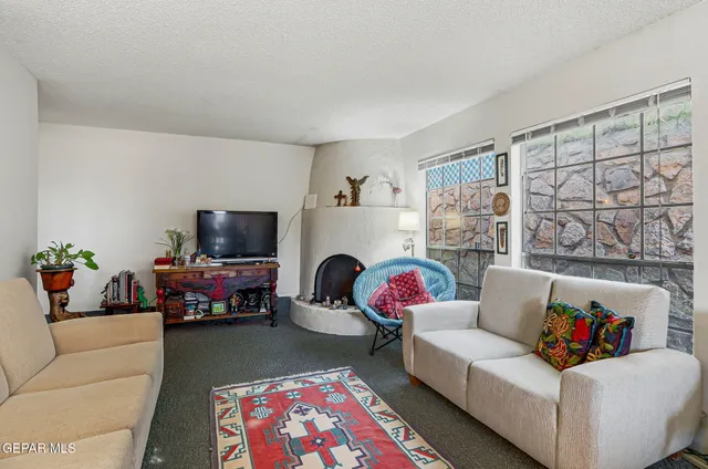 $430,000 | 820 Turney Drive, Unit AB, El Paso, TX 79902