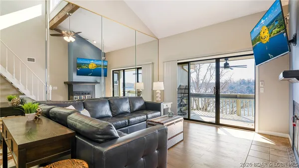 $389,900 | 6570 Pelican Drive, Unit 211, Osage Beach, MO 65065
