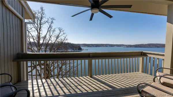 $389,900 | 6570 Pelican Drive, Unit 211, Osage Beach, MO 65065