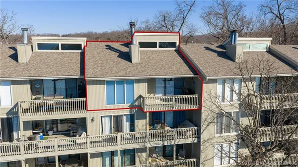 $389,900 | 6570 Pelican Drive, Unit 211, Osage Beach, MO 65065