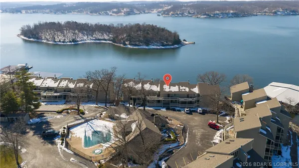 $389,900 | 6570 Pelican Drive, Unit 211, Osage Beach, MO 65065