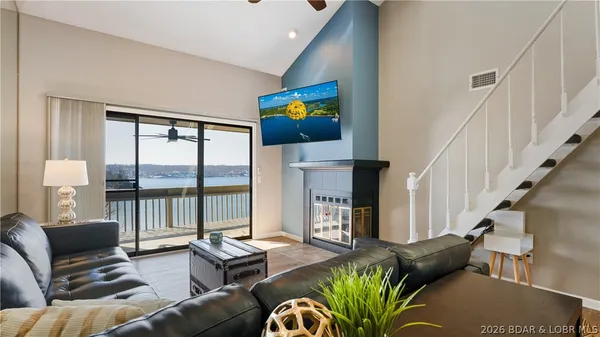 $389,900 | 6570 Pelican Drive, Unit 211, Osage Beach, MO 65065