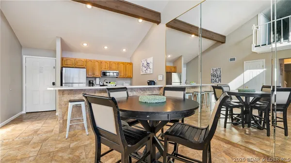 $389,900 | 6570 Pelican Drive, Unit 211, Osage Beach, MO 65065