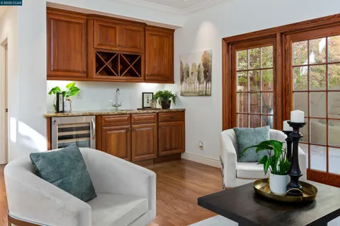 $1,399,800 | 226 Lakeridge Way, San Ramon, CA 94582