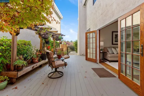 $1,399,800 | 226 Lakeridge Way, San Ramon, CA 94582