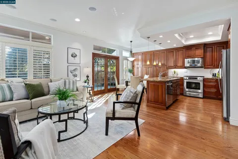 $1,399,800 | 226 Lakeridge Way, San Ramon, CA 94582