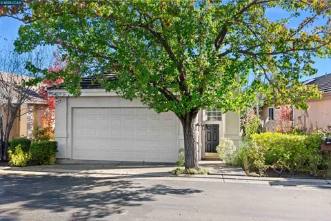 $1,399,800 | 226 Lakeridge Way, San Ramon, CA 94582