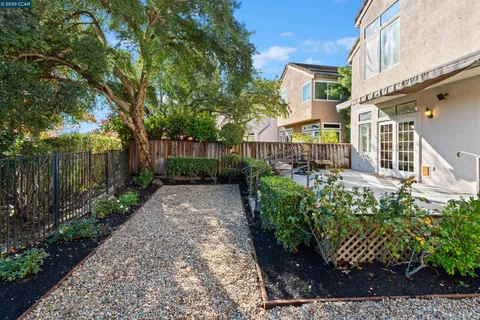 $1,399,800 | 226 Lakeridge Way, San Ramon, CA 94582