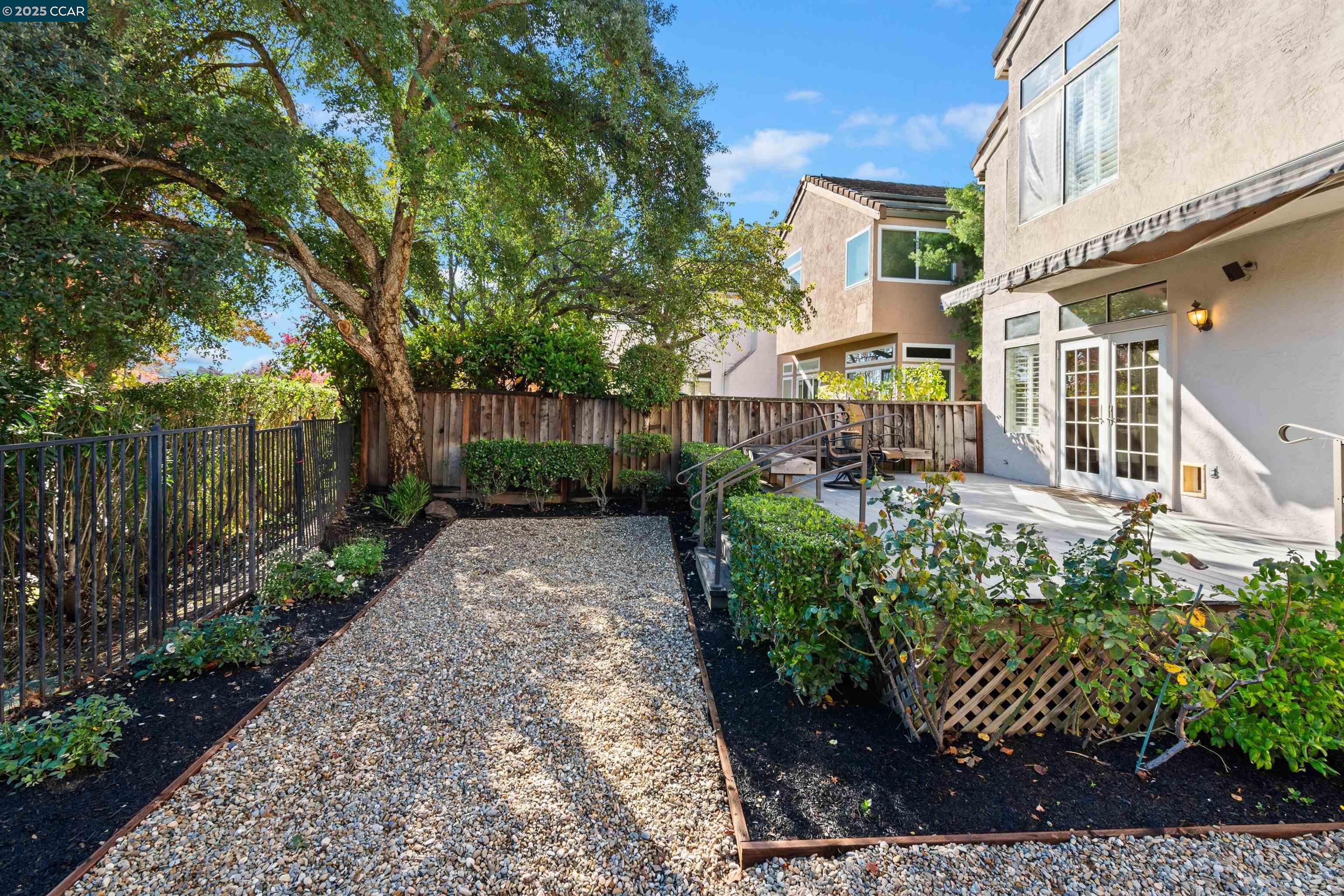 226 Lakeridge Way San Ramon, CA 94582 - Photo 41 of 59 a view of a street with plants and large trees