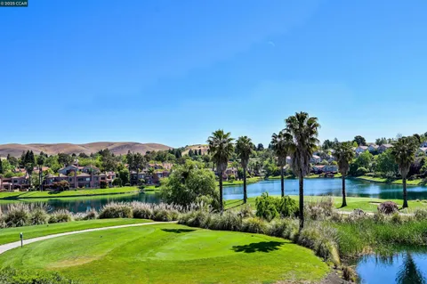 $1,399,800 | 226 Lakeridge Way, San Ramon, CA 94582