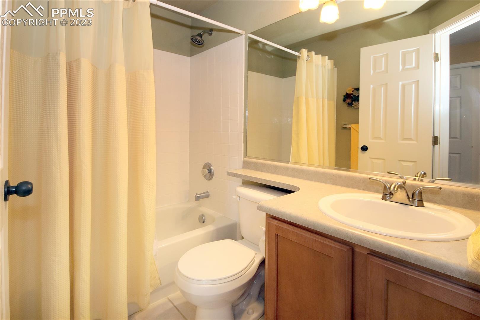 7724 McLaughlin Road Peyton, CO 80831 - Photo 17 of 23 Bathroom #2 is a Full Bath
in hallway next to second bedroom