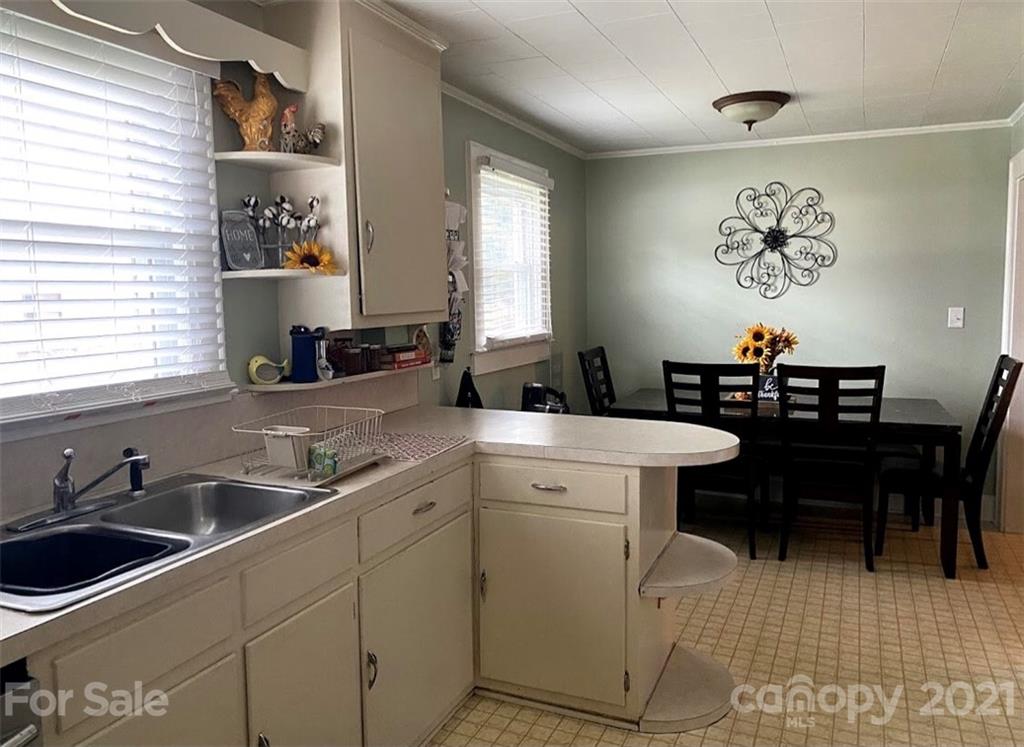 707 Mockingbird Road Albemarle, NC 28001 - Photo 3 of 23 Gallery Image 3