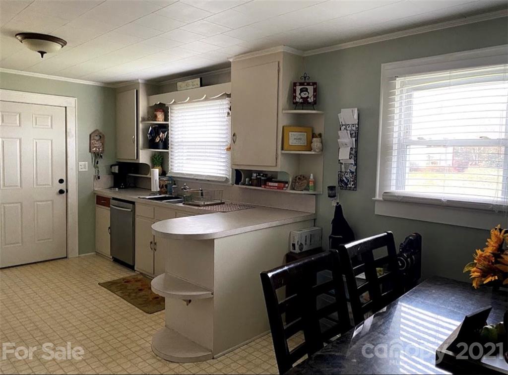 707 Mockingbird Road Albemarle, NC 28001 - Photo 4 of 23 Gallery Image 4