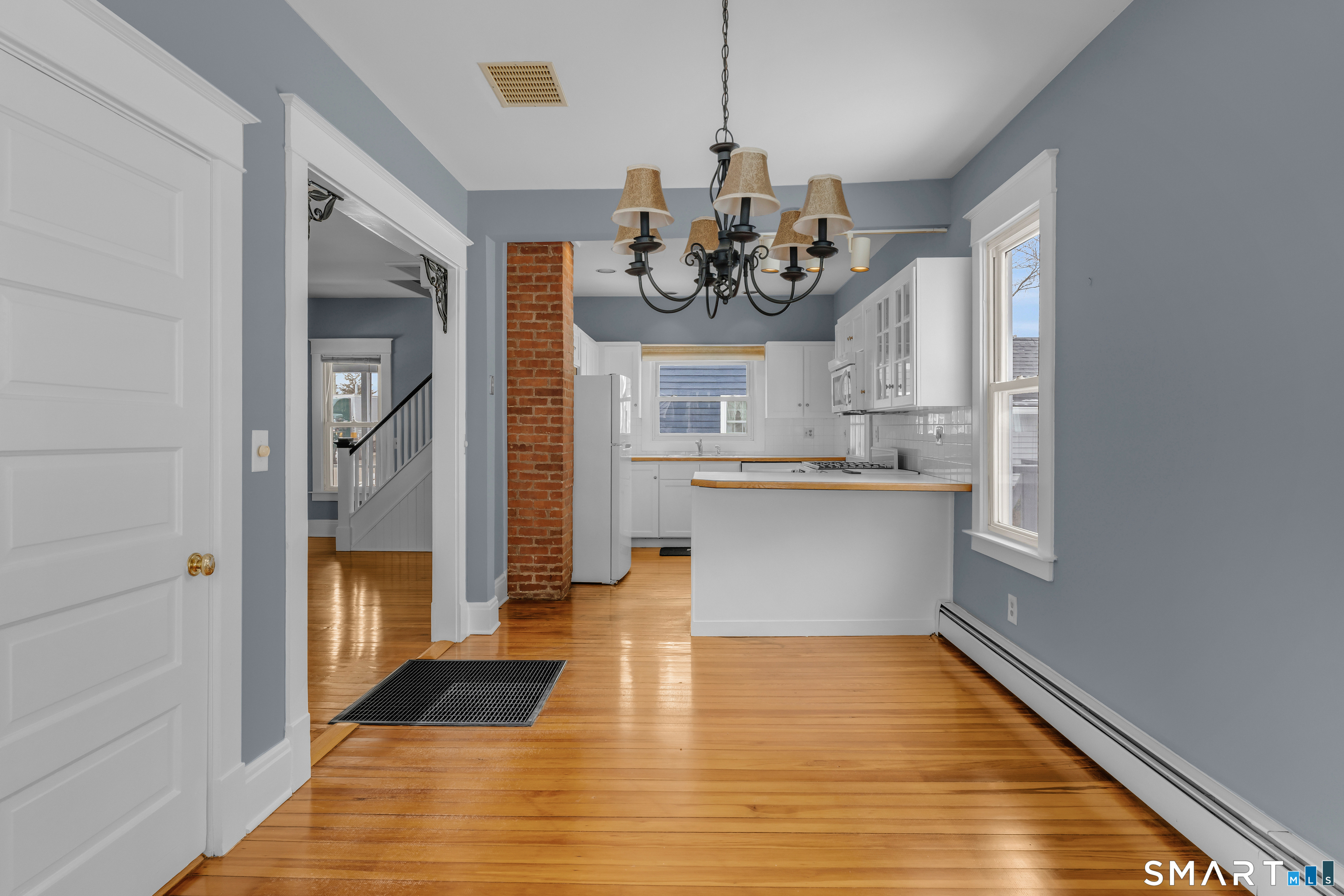 40 Elm Street Branford, CT 06405 - Photo 16 of 35