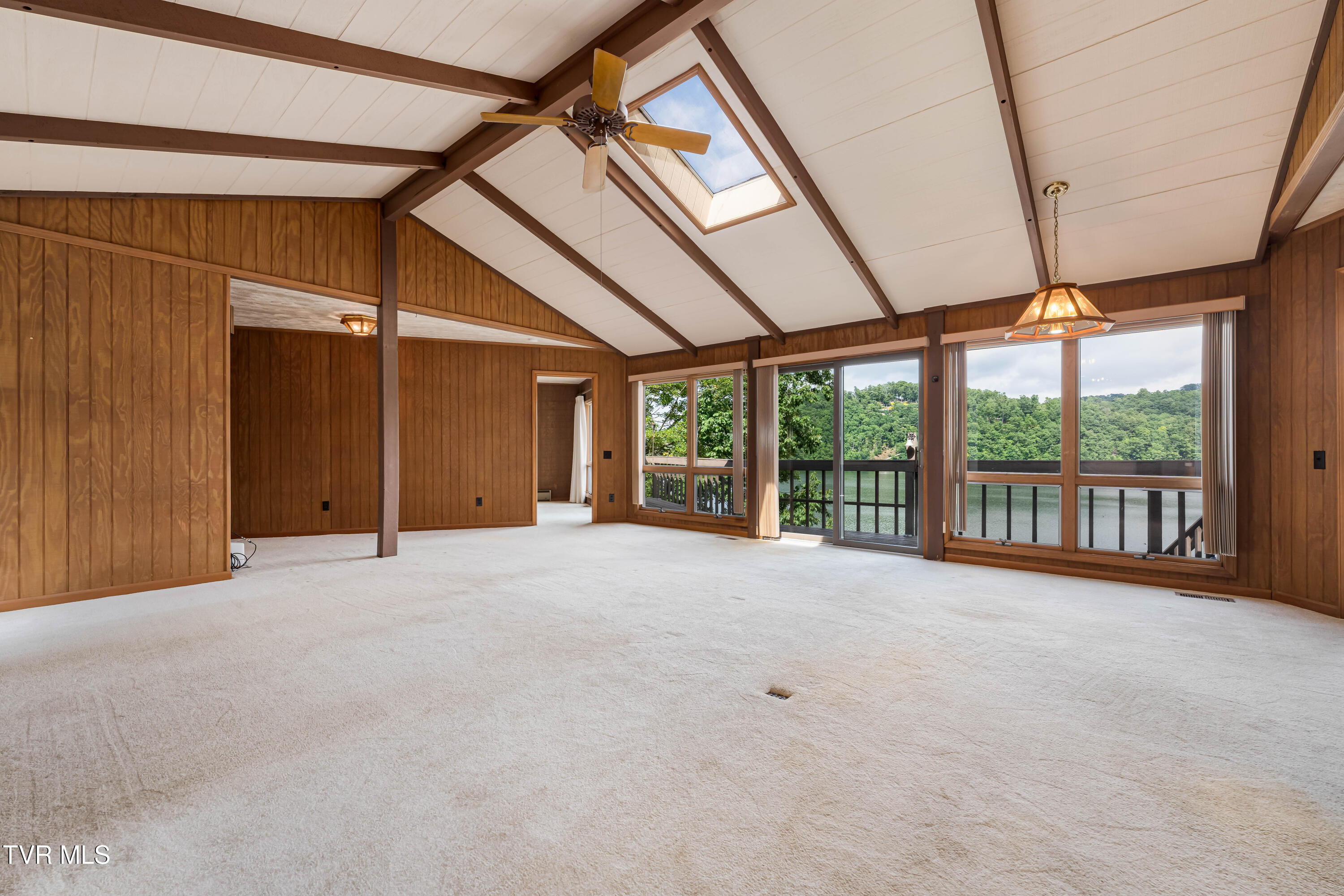 22627 Montego Bay Road Abingdon, VA 24211 - Photo 12 of 71 22627 Montego Bay Rd (51 of 76)