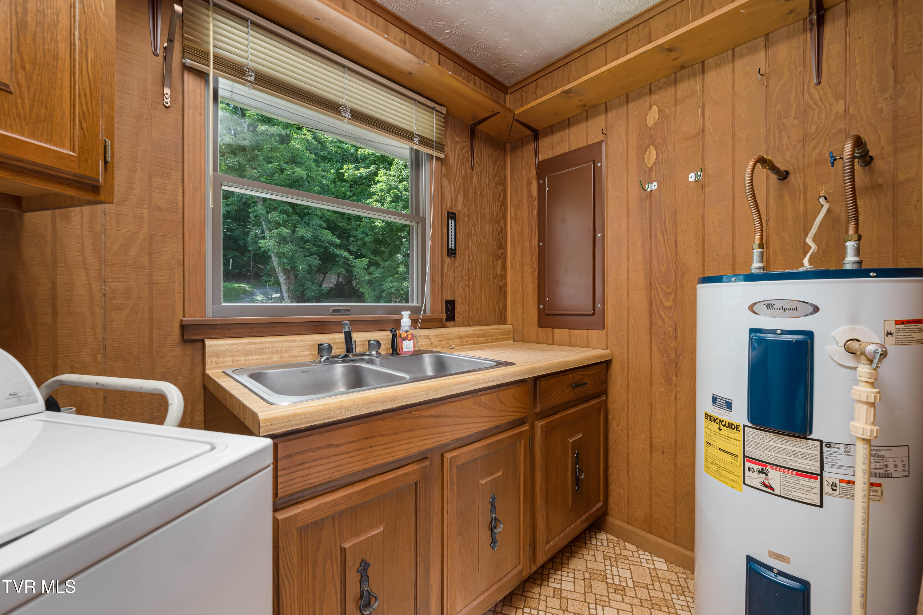 22627 Montego Bay Road Abingdon, VA 24211 - Photo 31 of 71 22627 Montego Bay Rd (63 of 76)