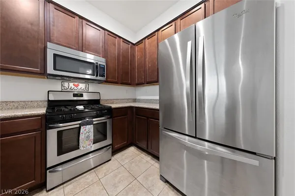 $1,850 | 7544 Nicklin Street, Las Vegas, NV 89143