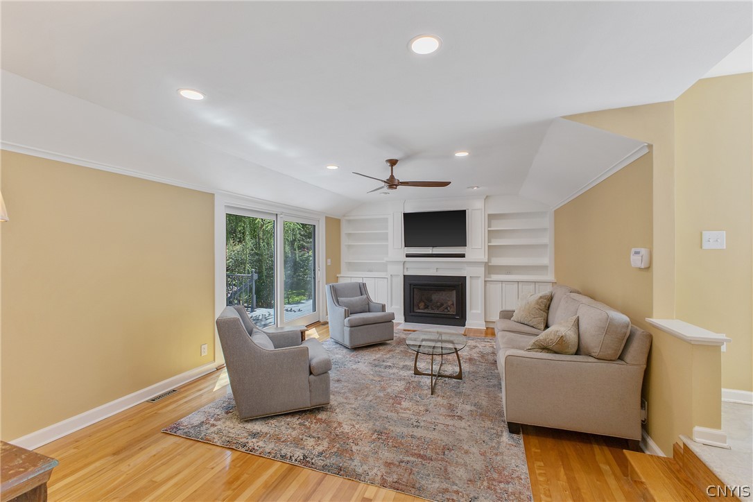 31 Lyndon Road Fayetteville, NY 13066 - Photo 18 of 47 Plenty of light in the family room with the recessed lights.