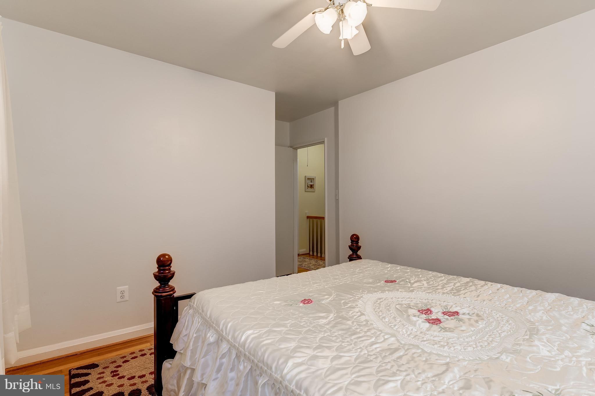 821 Southridge Road Baltimore, MD 21228 - Photo 15 of 30 Bedroom (Master)