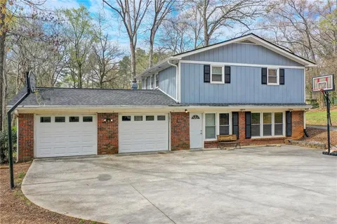 $422,500 | 2963 Timberline Road, Marietta, GA 30062