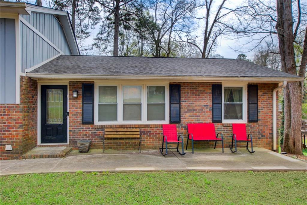 2963 Timberline Road Marietta, GA 30062 - Photo 2 of 39