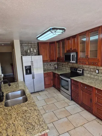 $385,000 | 1088 Magnolia Lane, Cedar Hill, TX 75104