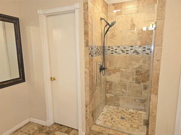 $385,000 | 1088 Magnolia Lane, Cedar Hill, TX 75104