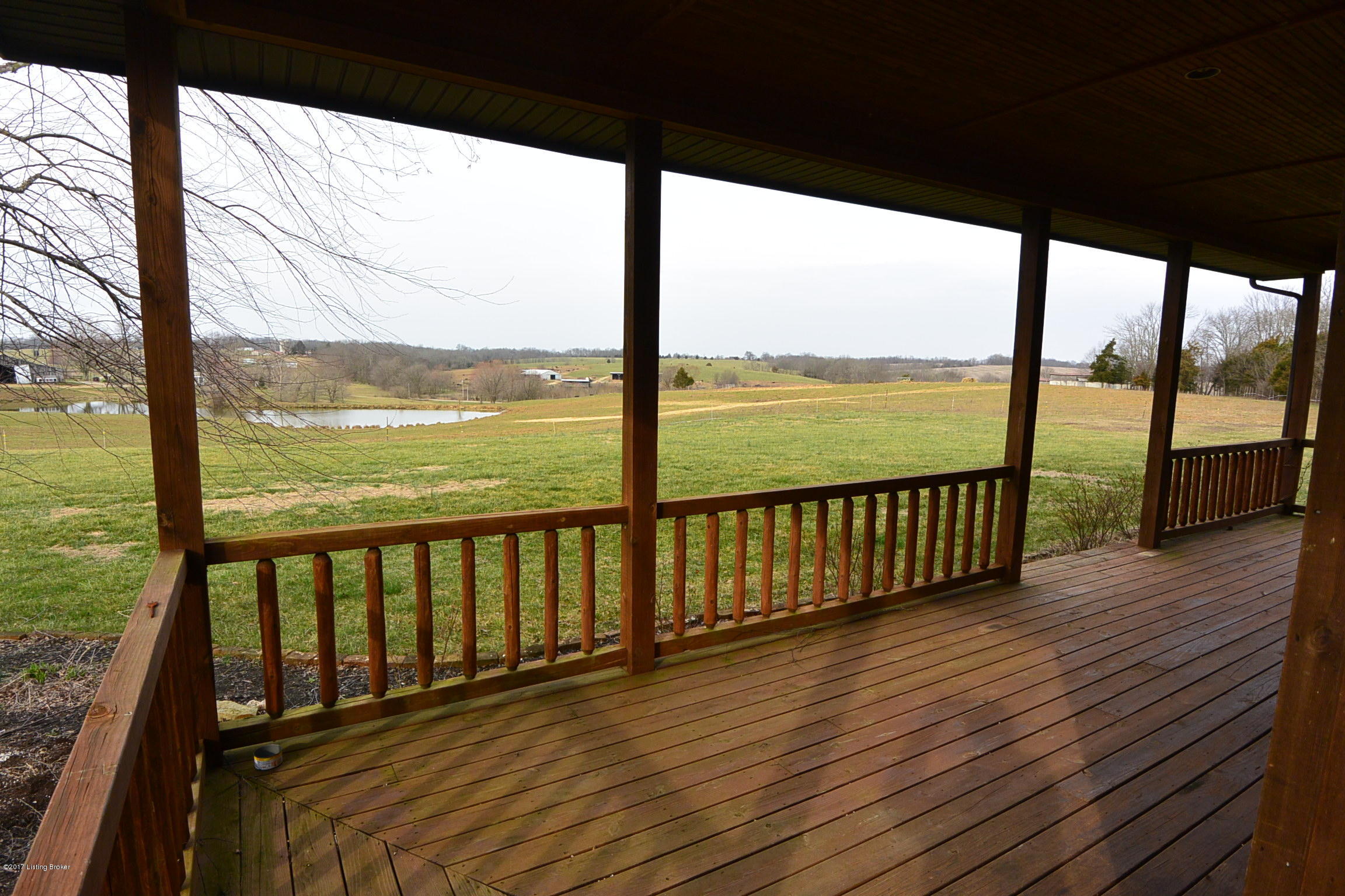 130 Chester Hahn Road Bloomfield, KY 40008 - Photo 2 of 31 Front Porch View