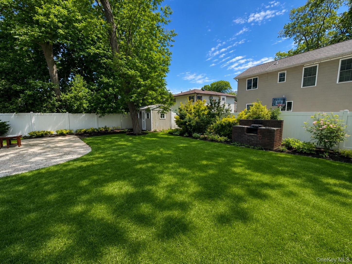 6 Decatur Street Roosevelt, NY 11575 - Photo 3 of 6