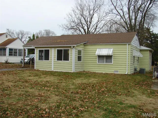 $59,900 | 206 North Walnut Street, Mount Olive, IL 62069