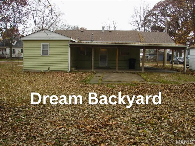 $59,900 | 206 North Walnut Street, Mount Olive, IL 62069