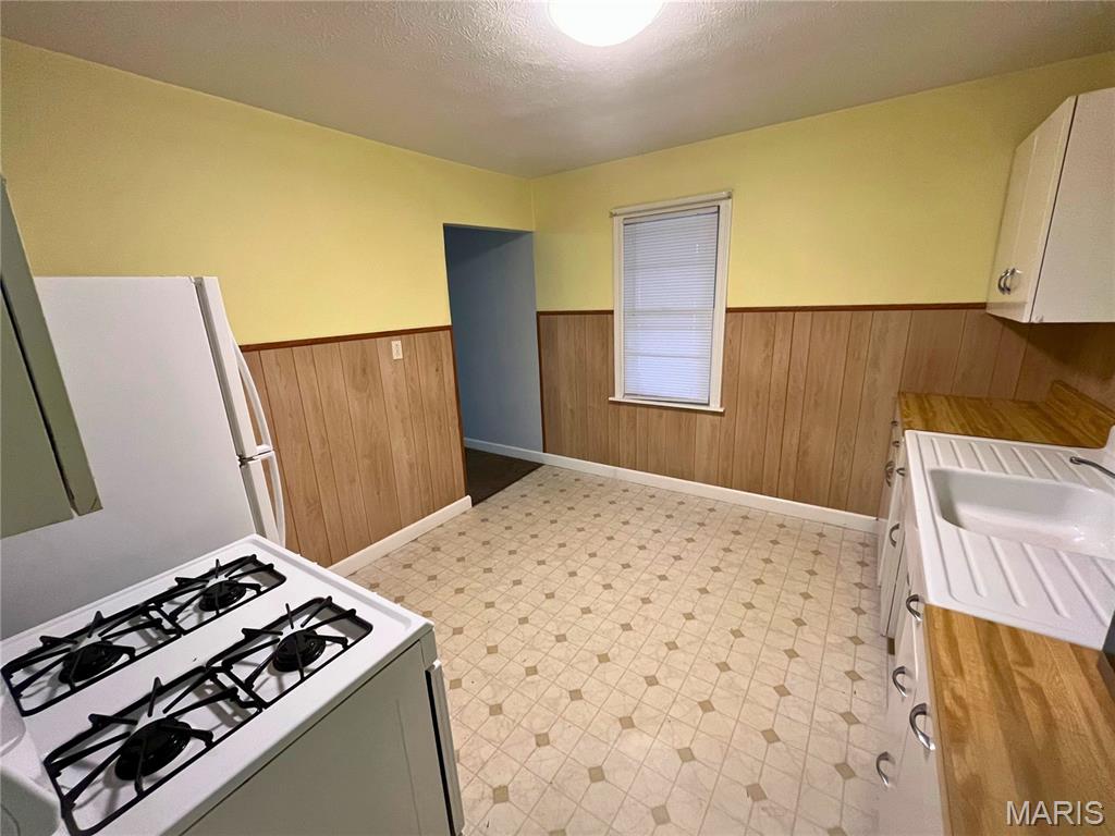 206 North Walnut Street Mount Olive, IL 62069 - Photo 10 of 19