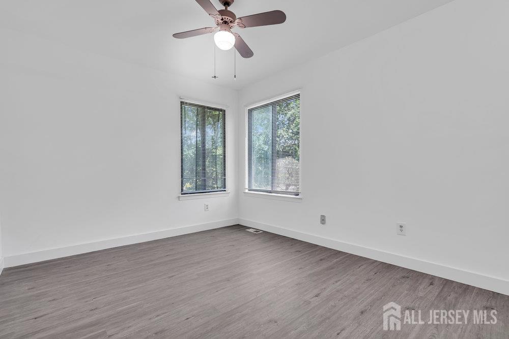 4 Gate House Lane Edison, NJ 08820 - Photo 26 of 37