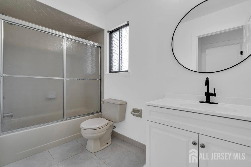 4 Gate House Lane Edison, NJ 08820 - Photo 28 of 37
