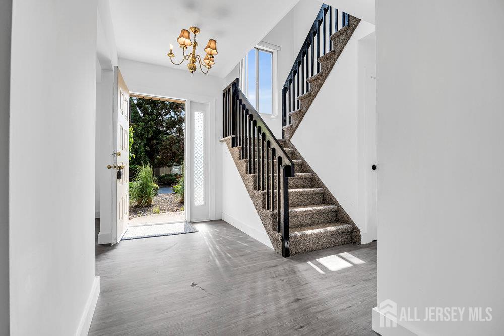 4 Gate House Lane Edison, NJ 08820 - Photo 6 of 37