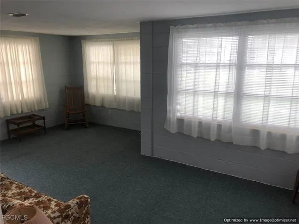 $1,000 | 1119 Wesley Street, Lehigh Acres, FL 33936
