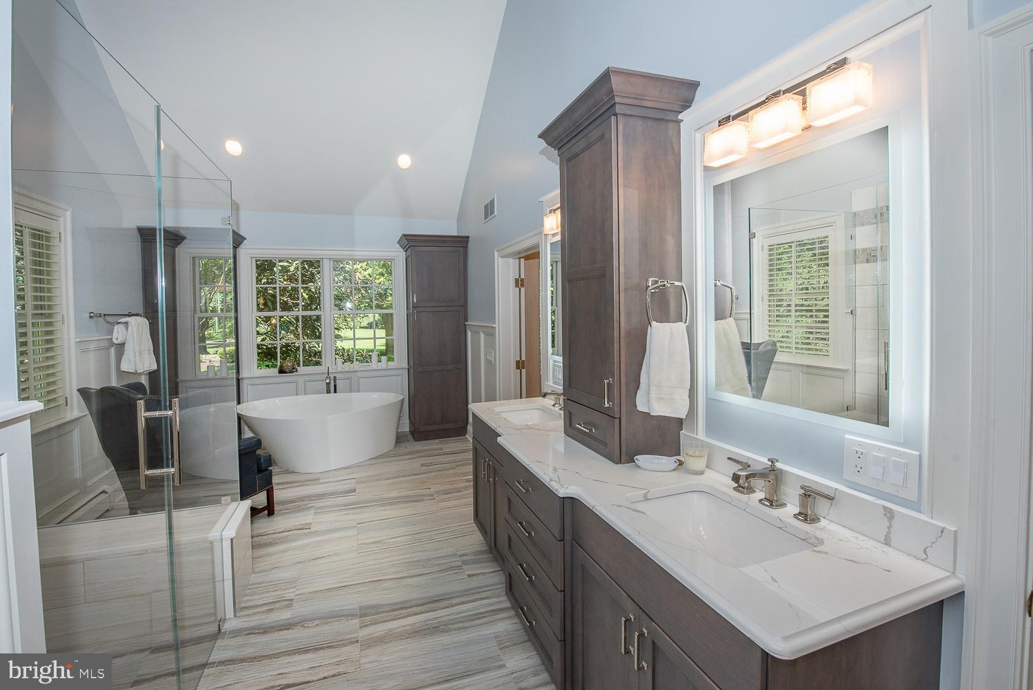 633 Newtown Road Berwyn, PA 19312 - Photo 18 of 46 2-year old Master Bathroom