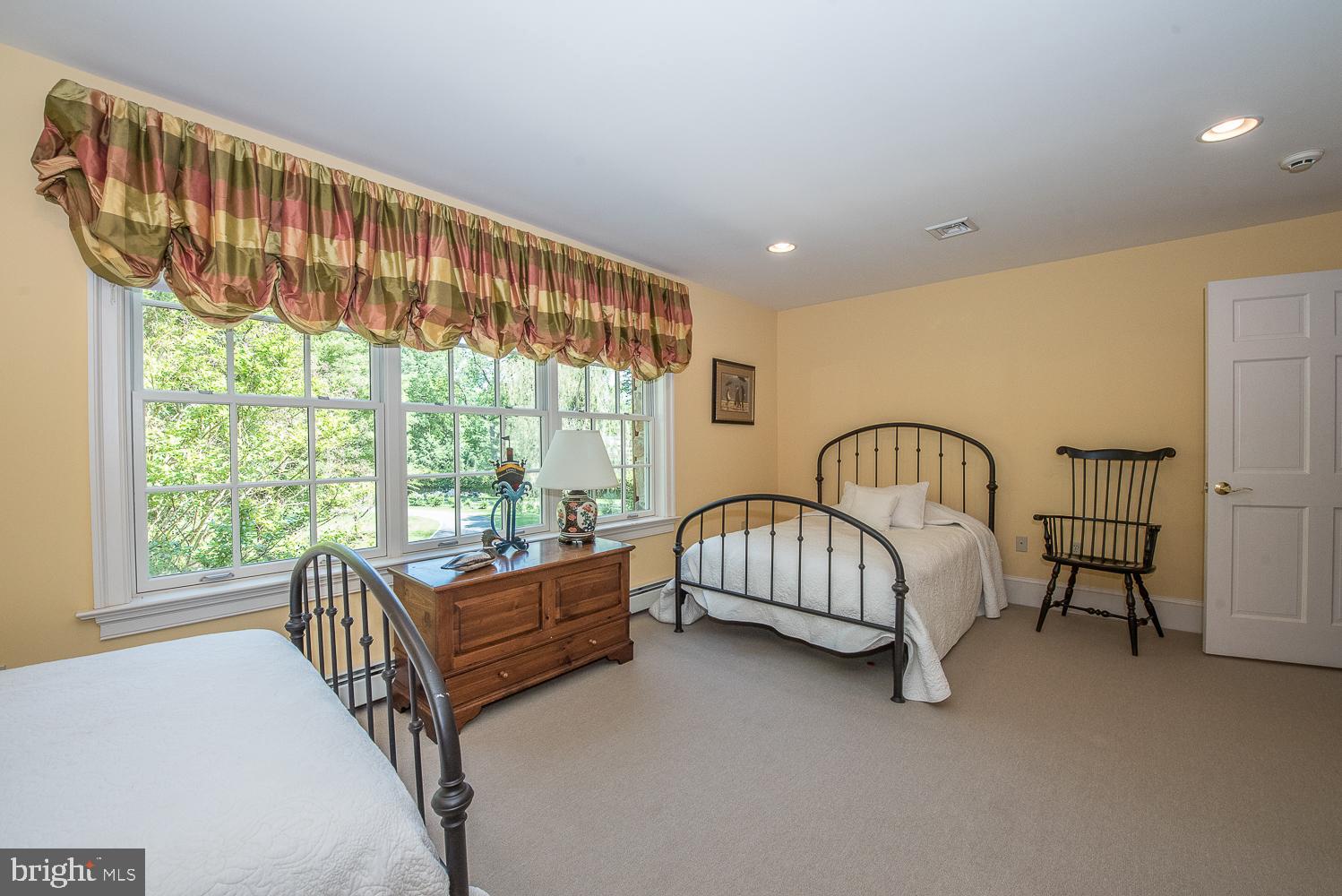 633 Newtown Road Berwyn, PA 19312 - Photo 24 of 46 2nd Bedroom shares J&J Bathroom