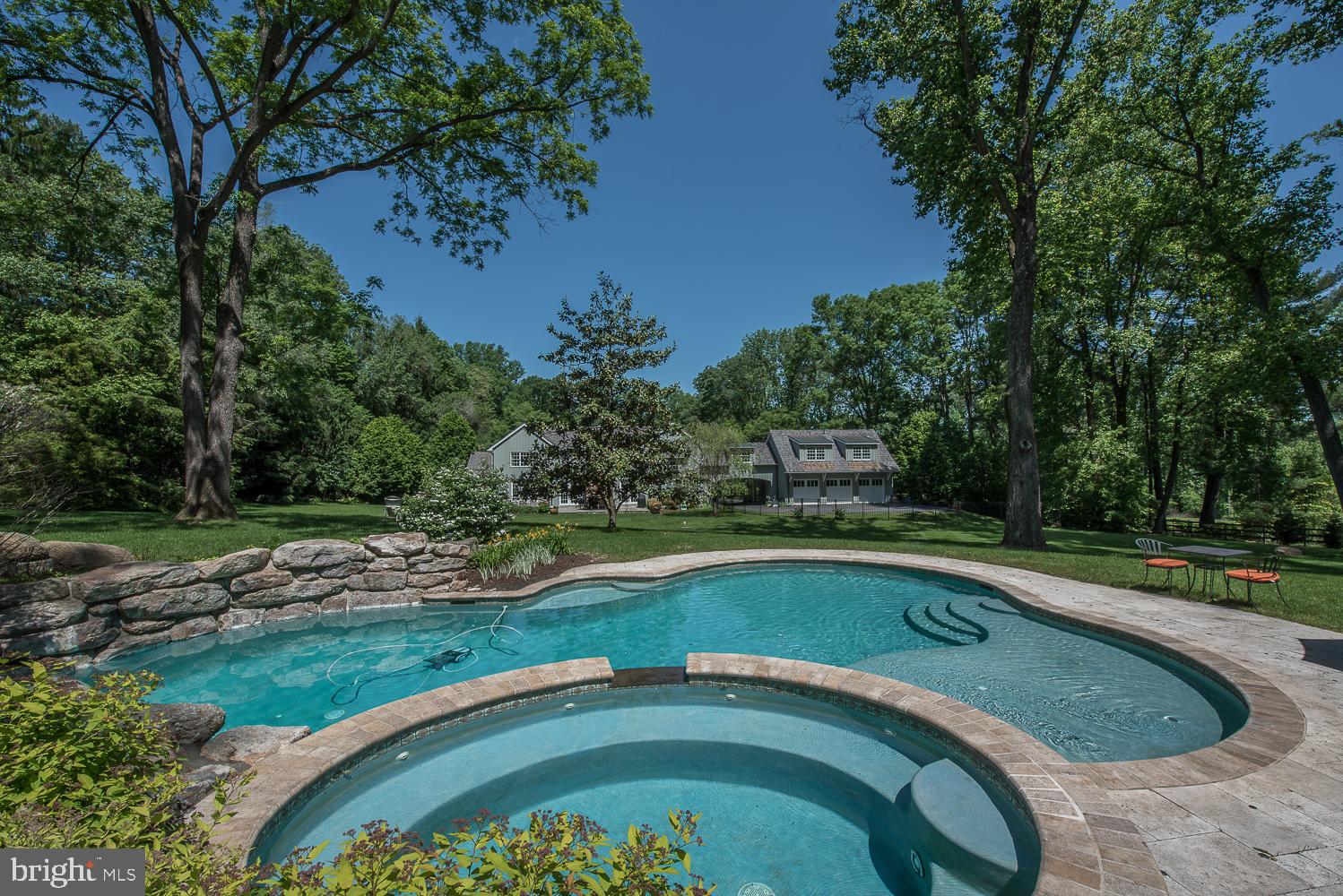 633 Newtown Road Berwyn, PA 19312 - Photo 39 of 46 Pool and Spa