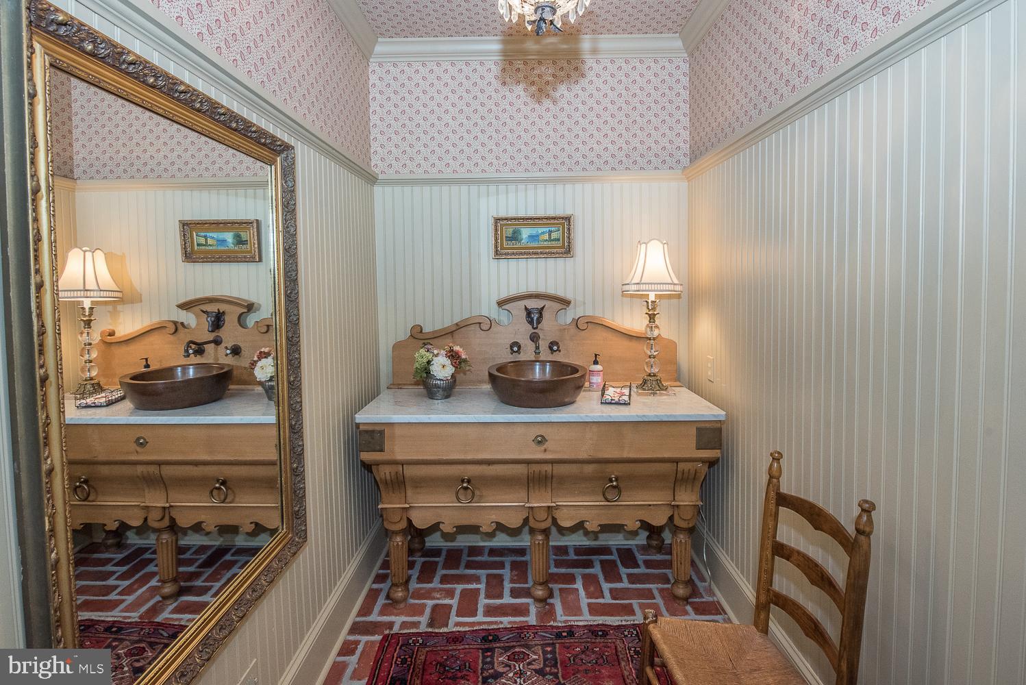 633 Newtown Road Berwyn, PA 19312 - Photo 9 of 46 Powder Room