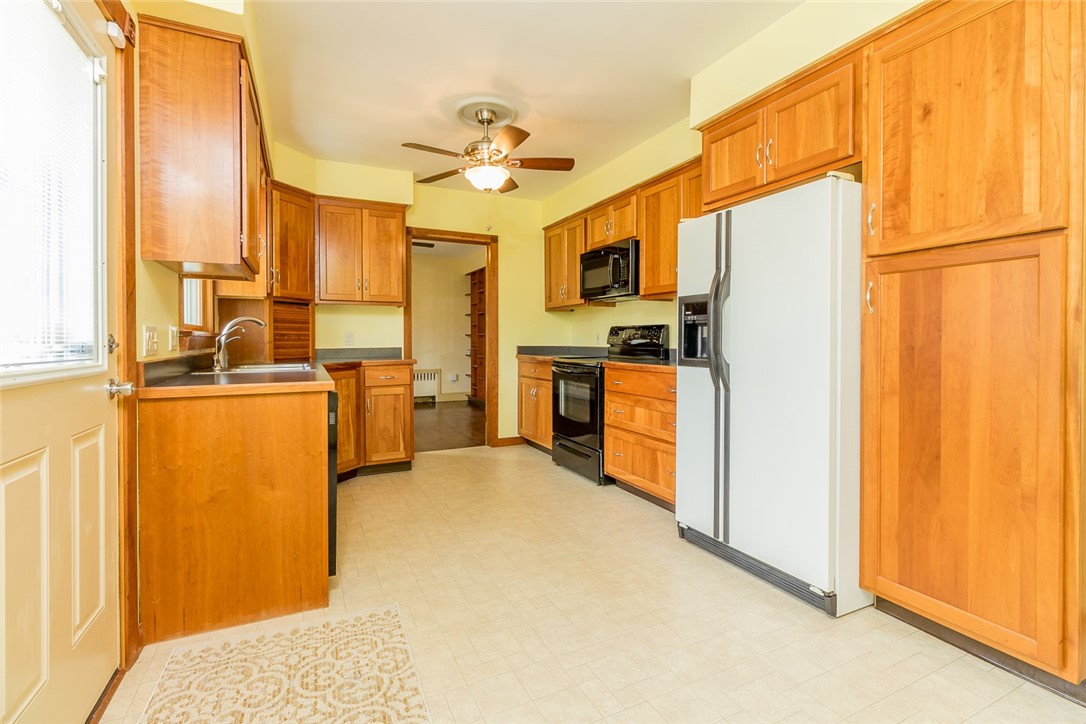 99 Boombridge Road Westerly, RI 02891 - Photo 15 of 30