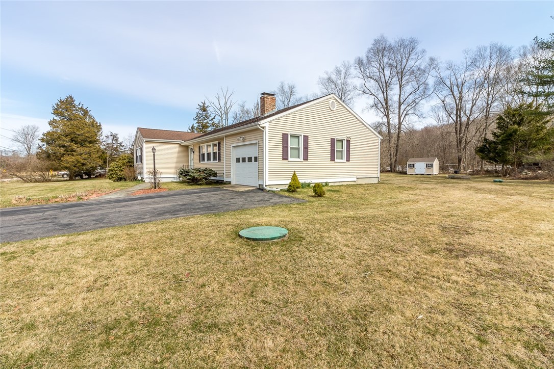 99 Boombridge Road Westerly, RI 02891 - Photo 4 of 30
