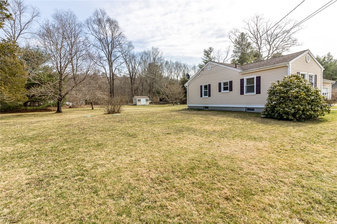 99 Boombridge Road Westerly, RI 02891 - Photo 9 of 30