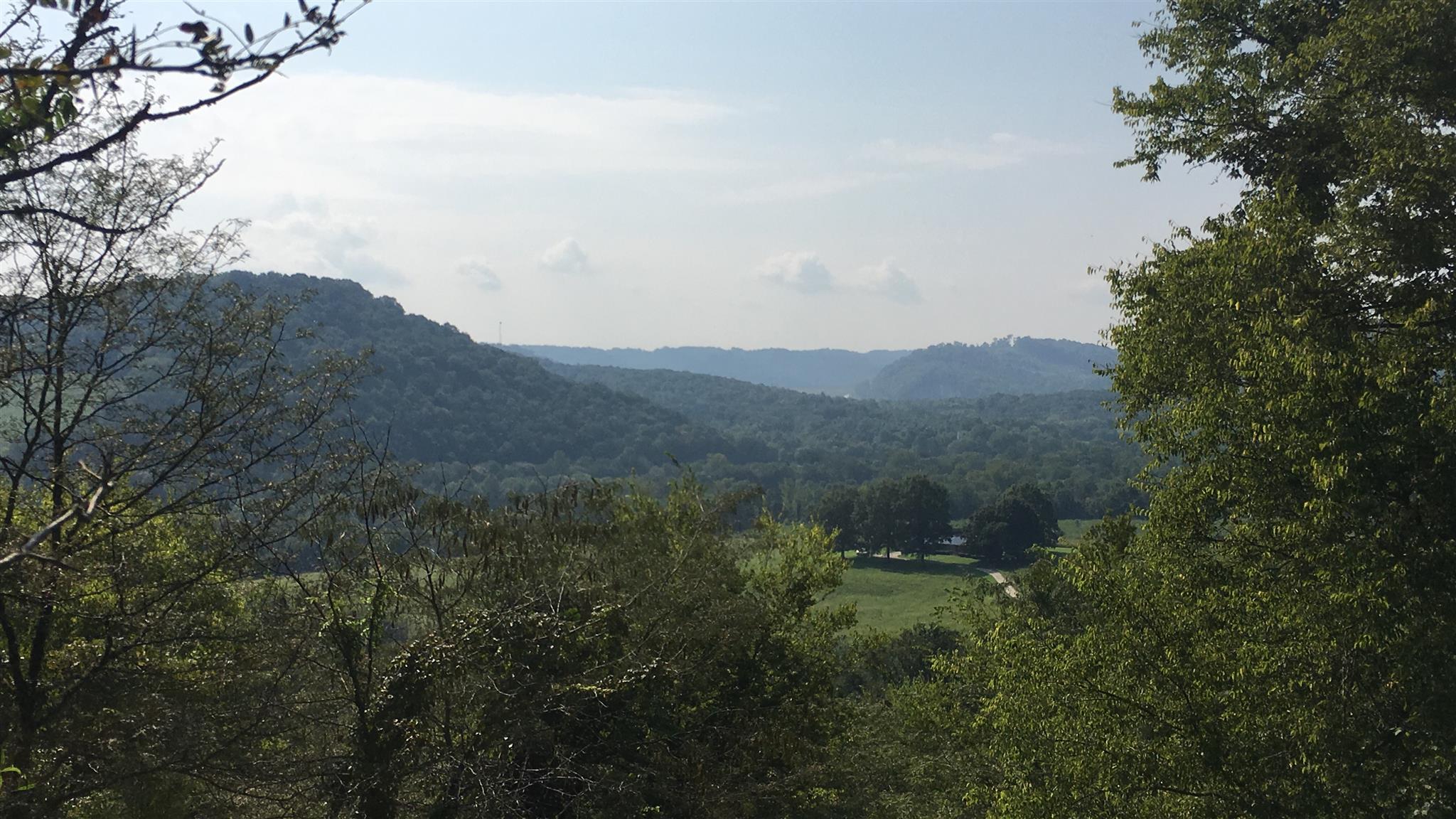 11 Bettys Bend Road Lancaster, TN 38569 - Photo 2 of 8 Gallery Image 2