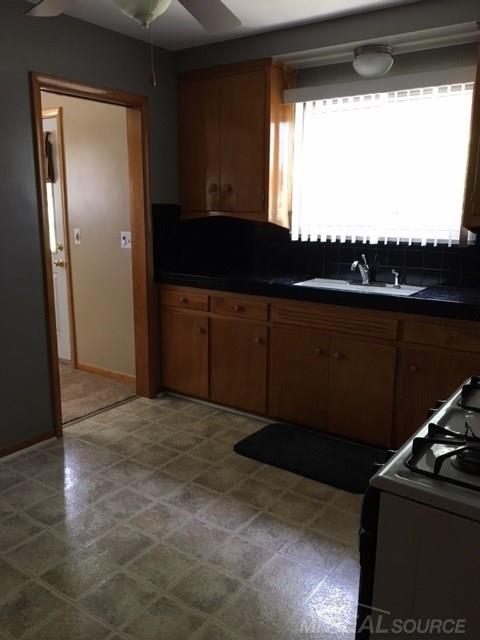 26220 Burg Road Warren, MI 48089 - Photo 17 of 65