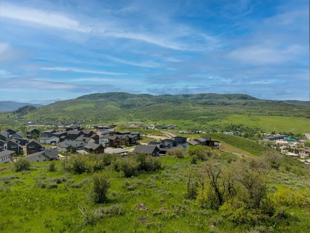 $910,000 | 2045 Sunlight Drive, Steamboat Springs, CO 80487